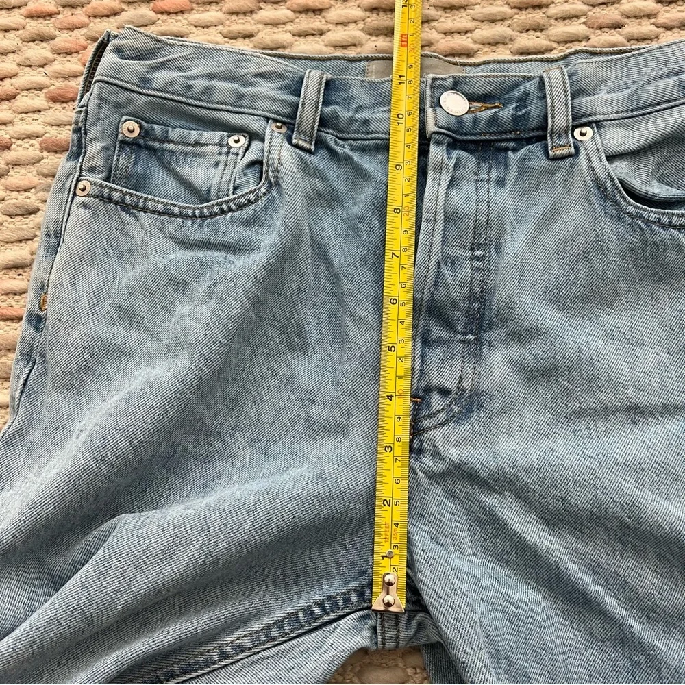 Everlane The Relaxed Straight‎ Fit Frayed Jean Shorts